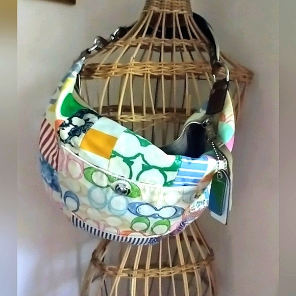 COACH Handbag Hobo Medium Colored Monogram Dust Cover Included - Picture 3 of 16